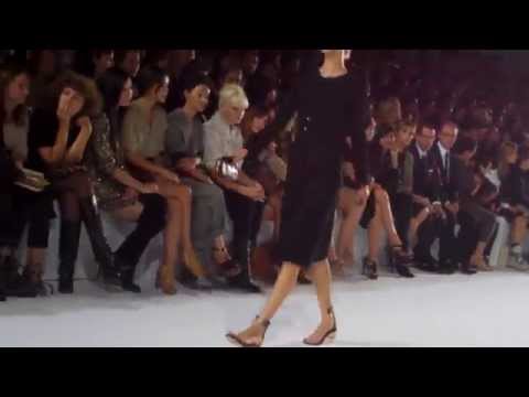 Fashion Broadcasting @ Chloe SS 2010/11 Paris.