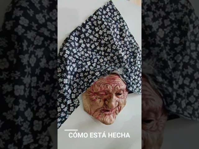 Vídeo relacionado con Carnival Toys 1657 - Mascara de anciana con panuelo en la cabeza