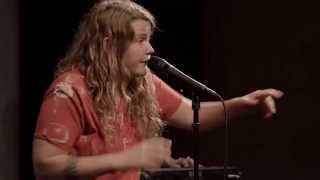 Kate Tempest - &quot;The Truth (acapella)&quot; + &quot;Lonely Daze&quot; (Live Lunch @ Wealthy Theatre)