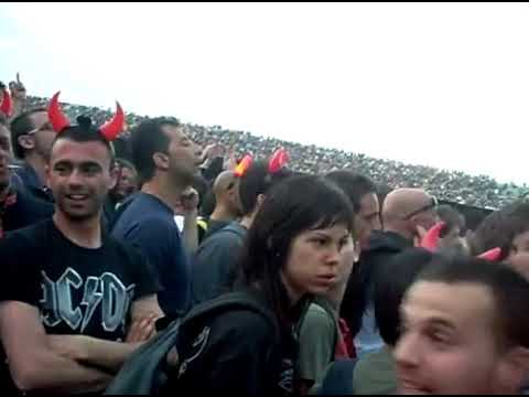 Cartaigienica per Le Vibrazioni al concerto degli AC/DC!