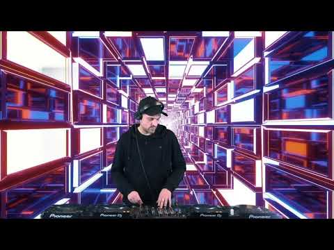 GEORGE PRIVATTI @ TUNNEL