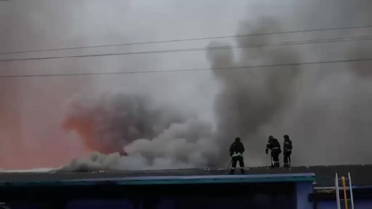 Attacco russo a strutture energetiche in Ucraina, Zelensky: Grato a chi sta lavorando per ripristino