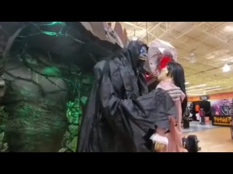 Spirit Halloween 2020 Store Tour inside ABANDONED BABIES R US!!! Flanders NJ / Animatronics