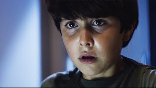 9歳の男の子が留守番中にメカで悪霊と対決／映画『ゴーストホーム・アローン』予告編 非公開