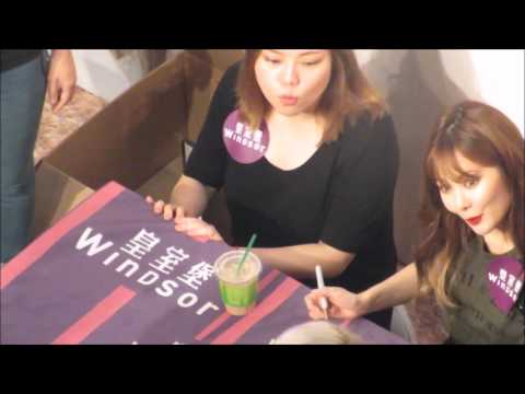 160925 Hyuna Signing and Singing event in HK - Signing Cut