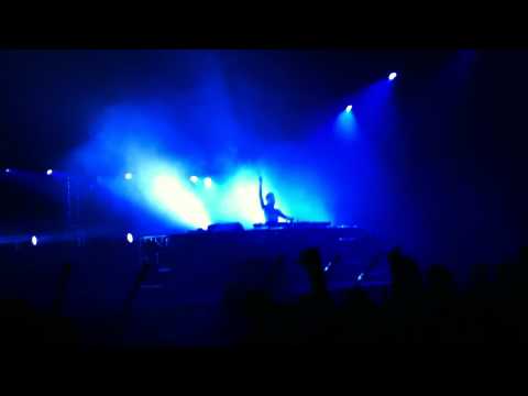 Deniz Koyu @ Get No Sleep - o2 World Berlin 09.09.11 #2