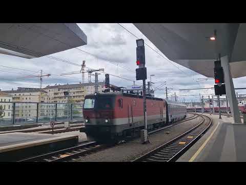 Einfahrt des nightjet 40294+nigthjet 235/234 am 03.09.2023 in Wien Hbf