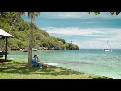 Flying Fish Cove ft. Freedive Christmas Island with Destination WA