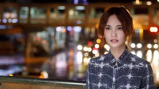 杨丞琳 - 青春住了谁 - Rainie Yang - Youth Lies Within -歌词版