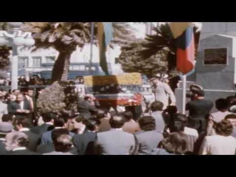 Bolivia: El Presidente de Venezuela arriba a Bolivia para participar en el 150 aniversario (1975).