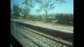 preview picture of video '12431 TVC Rajdhani crossing Chiplun!'