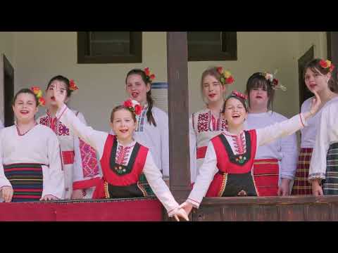 Фолклорна група "Медени Гласчета" - Петлите Пеят (XIII ОУ "Св. св. Кирил и Методий", Перник)