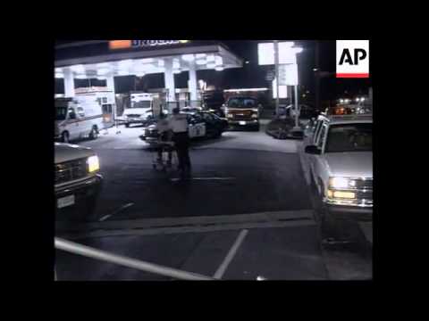 USA: SAN DIEGO: VAN WITH ALLEGED ILLEGAL IMMIGRANTS CRASHES