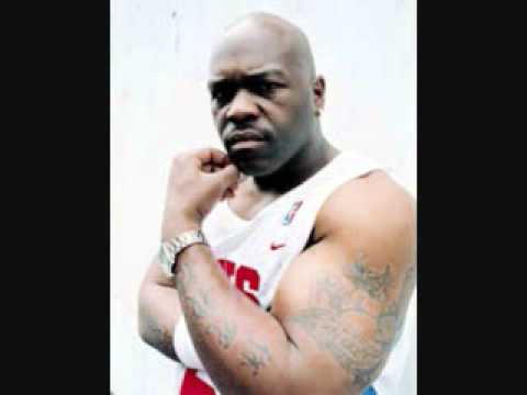 Freddie Foxxx - Turn Up The Mics (Feat. Nas) (2006)