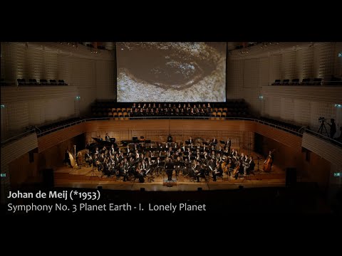 Blasorchester Stadtmusik Luzern: Symphony No. 3 Planet Earth by Johan de Meij