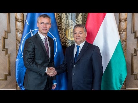 Orbán Viktor Parlamentben találkozott Jens Stoltenberggel, a NATO főtitkárával.