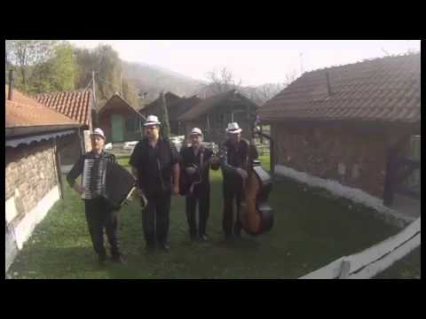 Akusticni orkestar "Zlatni zvuci" Ko te ima taj te nema