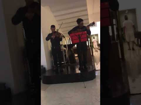 Me niego (reik y ozuna) en violín y guitarra Cuba