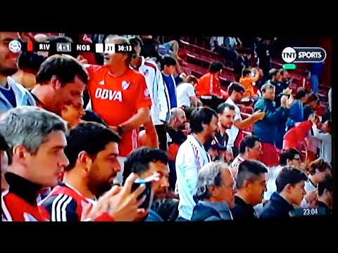 Golazo de penal de Nacho Scocco