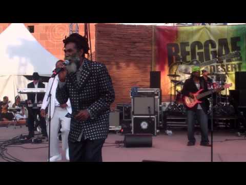 Don Carlos - Reggae In The Desert 2011 - 01 - I Love  Jah Jah (Live)