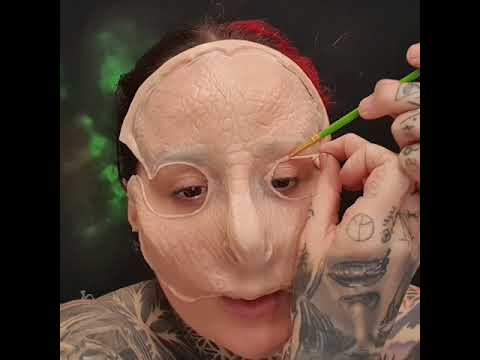 sf1 mfxwarehouse snake face silicone prosthetic video application