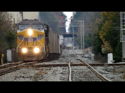 UP 6718 Leading NS 175 through cordele downtown 11/20/22