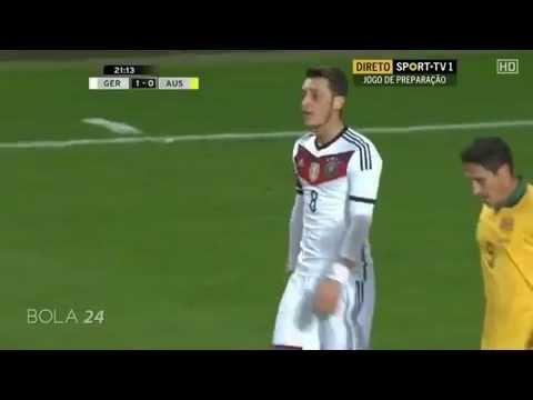 Mesut Ozil tells ref to "fuck off"