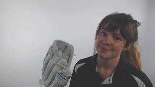 Video thumbnail: Louisville Slugger XENO 12.75" Fast Pitch Softball Glove: WTLXNRF191275
