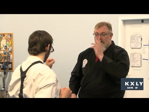 Martial Arts teacher uses Cane Fu to help disabled veterans