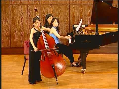 G. Bottesini - Tarantella | Emilie Kuo, double bass (Live 2009)