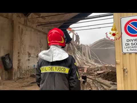 Firenze, le operazioni di demolizione in via Sercambi