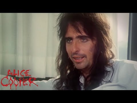 RARE Alice Cooper 1974 interview during Billion Dollar Babies Tour