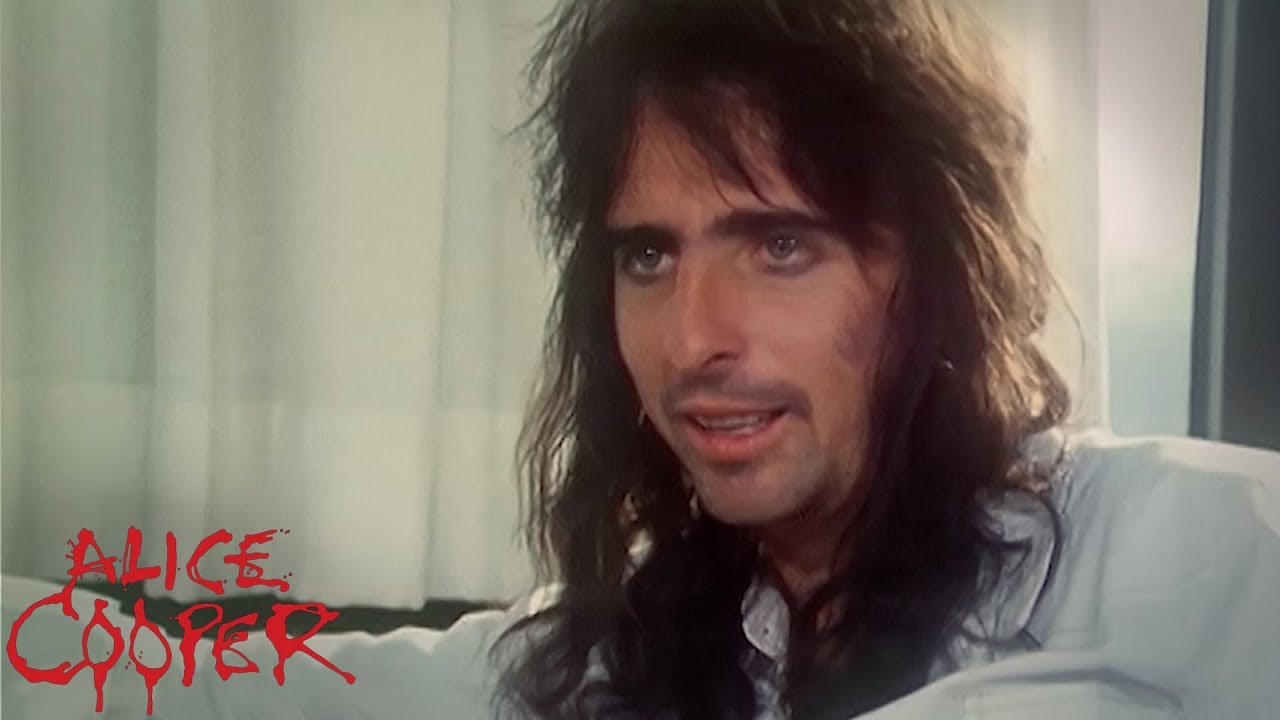 RARE Alice Cooper 1974 interview during Billion Dollar Babies Tour - YouTube