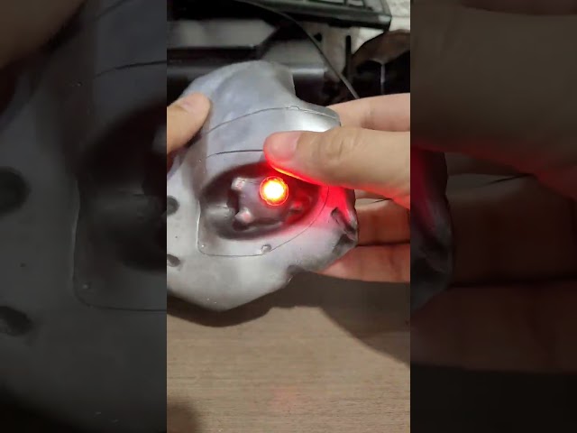 Vídeo relacionado con CWLPSL Máscara Terminator DC-10 T800 de Resina, máscara Protectora de Calavera CS, Accesorios de Cosplay para Mascarada de Halloween