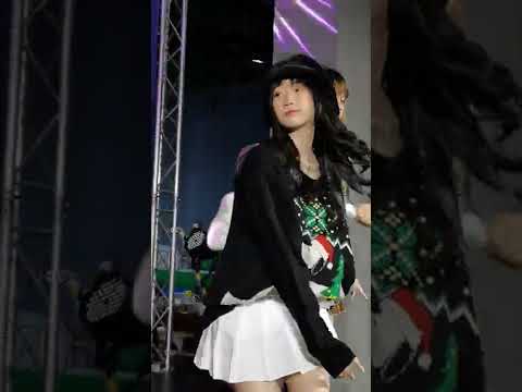 221016 (Friend Fancam) Kiss Kitsune - Whatever Happens, Happens @ Hatsuyuki no Sora - Donki Thonglor