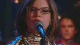 Lisa Loeb - Someone You Should Know (Live Performance on Kilborn)