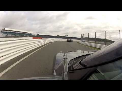 2013 Lotus Exige V6 Cup vs 2012 Nissan GTR - Silverstone GP.
