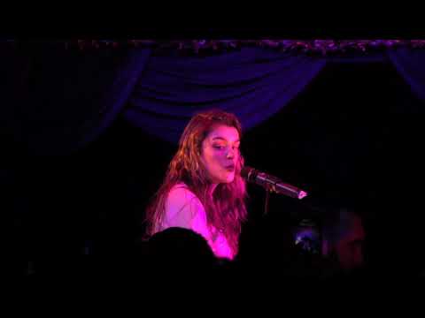 ESCKAZ in London: Amaia (Spain) - Bailar un vals (at London Eurovision)