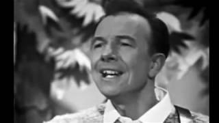 PETE SEEGER, &quot;Who Killed Davey Moore&quot; - Australian Bandstand 7.9.63.