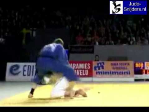 Judo 2006 Tampere: Shundzikau (BLR) - Maddaloni (ITA) [-81kg].