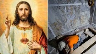 Jesus Christ&#39;s tomb opened for first time in 500 years to reveal miraculous discovery inside