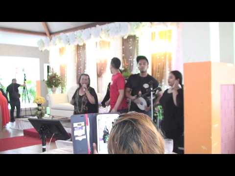 PUTERI PANGGUNG SURYA CREW  TAMPINES WEDDING FUNC 2 5 2015