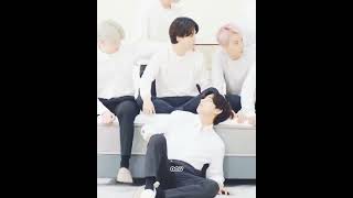 Download lagu tae wants to comfortably lay on jimin lap😭 #vmin #bts mp3