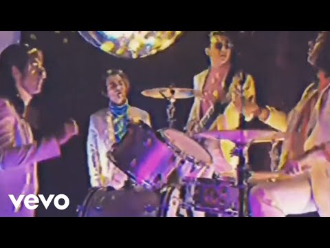 Frenetics - Friends Live Forever (Official Music Video)