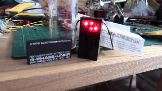 Video thumbnail for Electro Harmonix 3 Phase Liner by timhulio
