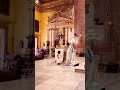 Mira la reacción del Sacerdote al ver a la Niña #shorts #video #news