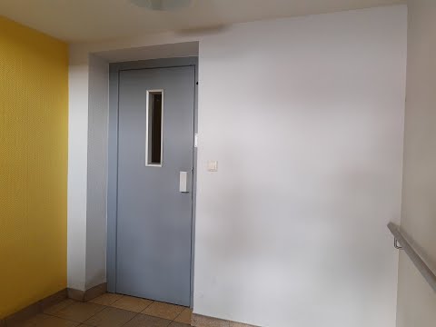 Original 1974 Füller & Knörzer hydraulic elevator at Schloßstr 53A, Stuttgart, Germany