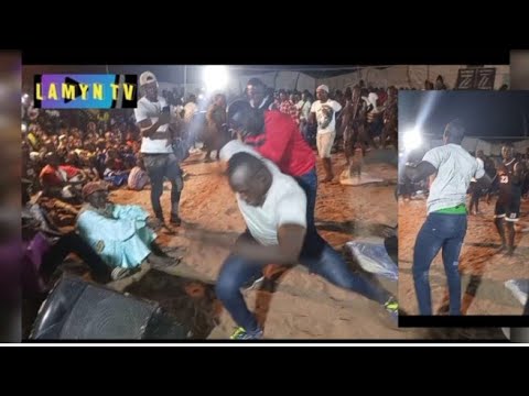 WALY SIMAL, met l'ambiance à domicile, tout le public est debout