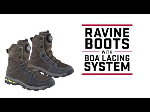 work boots with boa lacing system