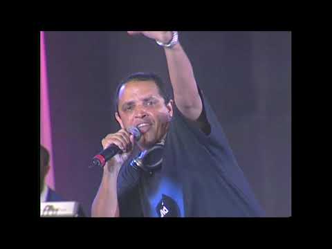 "Barbados Calypso Music" De Announcer - Completely Beyond Comprehension (Crop Over 2006) LIVE